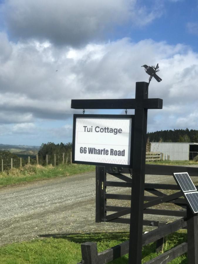Tui Cottage Te Arai Экстерьер фото